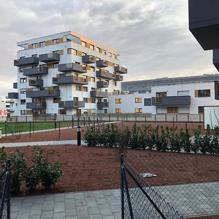 Neubau Wohnung Stadlau Wina Bagian luar foto
