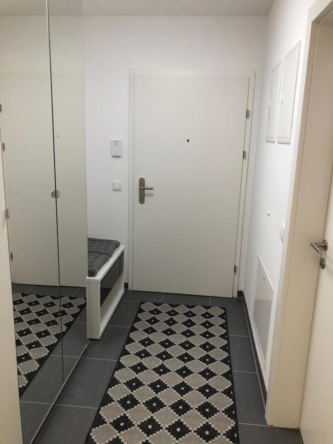 Neubau Wohnung Stadlau Wina Bagian luar foto