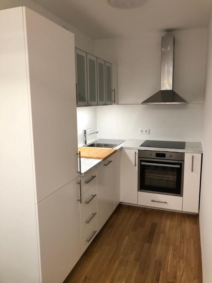 Neubau Wohnung Stadlau Wina Bagian luar foto