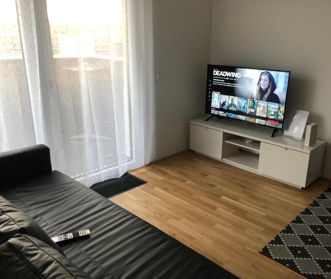 Neubau Wohnung Stadlau Wina Bagian luar foto